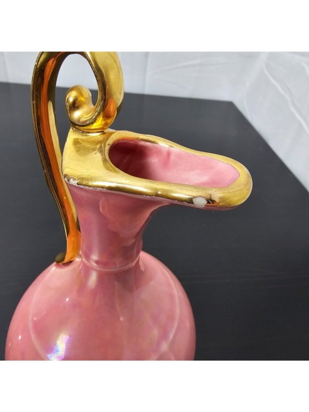 Vintage Ceramic Pitcher Vase 8.5" Pink Warranted 22 KT Gold Trim Mid Century USA - Picture 2 of 7